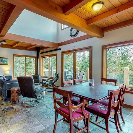 Lake Stevens Woodland Hideaway In The Hillsヴィラ エクステリア 写真